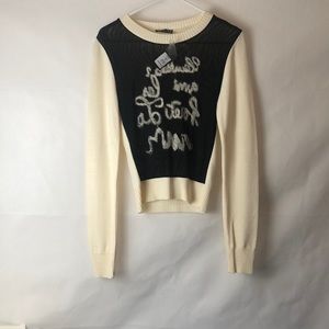 Solu tu :women sweater size Medium/white